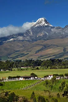 Images Dated 6th January 2014: Illiniza Volcanic Mountains, South of Quito, Referred To As Illiniza South, Illiniza