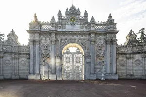 Imperial Gate, Dolmabahce Palace, Besiktas, Istanbul, Turkey