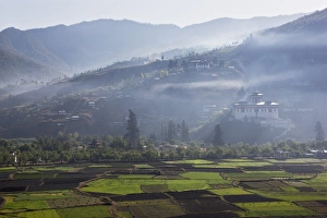 The very impressive 16th century Paro Dzong, the fortress that sits on a heap of Jewels