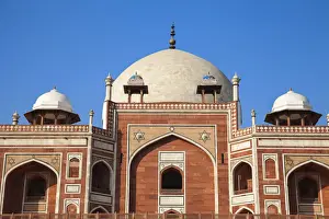 India, Delhi, New Delhi, Humayuns Tomb - the tomb of the Mughal Emperor Humayun