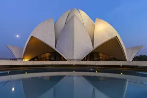 India, Delhi, New Delhi, Full moon over the Bahai House of Worship know as the The