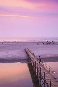 Images Dated 18th December 2017: India, Goa, Mandrem beach