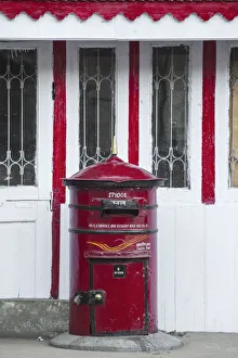 Main Street Prints: India, Himachal Pradesh, Shimla, The Mall, Combermere post office
