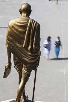 India, Himachal Pradesh, Shimla, The Ridge, Gold Statue of Mahatma Gandhi