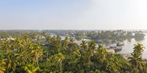 Images Dated 30th April 2020: India, Kerala, Alappuzha (Alleppey), Houseboats on backwaters