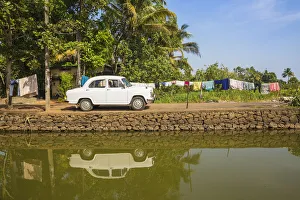 Images Dated 30th April 2020: India, Kerala, Alappuzha (Alleppey), Alappuzha (Alleppey) backwaters