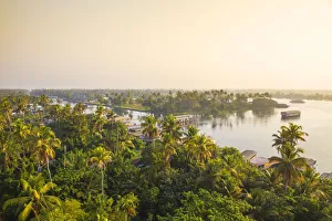 Images Dated 30th April 2020: India, Kerala, Alappuzha (Alleppey), Traditional houseboats on backwaters