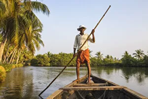 Images Dated 30th April 2020: India, Kerala, Kollam, Munroe Island, Dug out canoe ride on backwaters