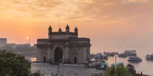 Icon Prints: India, Maharashtra, Mumbai, View of Gateway of India