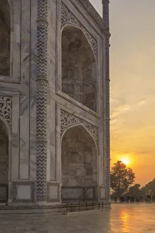 Agra Prints: India, Taj Mahal at sunrise
