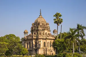 India, Uttar Pradesh, Lucknow, Begum Hazrat Mahal park, Tomb of Khurshid Zadi or Mushir