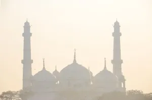 Lucknow Prints: India, Uttar Pradesh, Lucknow, Teele Wali Mosque or Mosque on the Mound, at the Tomb