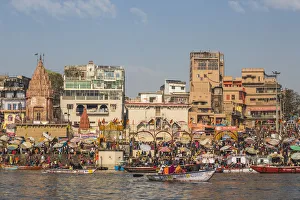 India, Uttar Pradesh, Varanasi, View towards Dashashwamedh Ghat