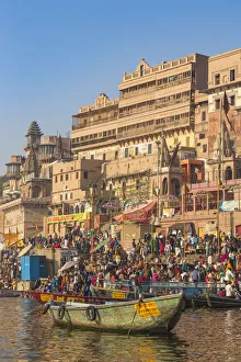 India, Uttar Pradesh, Varanasi, View of Ghats