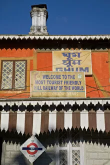 Northern India Gallery: India, West Bengal, Darjeeling, Ghoom Railway Station