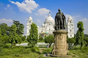 India, West Bengal, Kolkata, Calcutta, Chowringhee, Victoria Memorial, Statue of George
