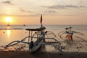 Images Dated 28th November 2019: Indonesia, Bali, Lovina, fishing outriggers at dawn