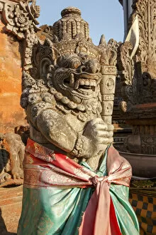 Images Dated 28th November 2019: Indonesia, Bali, Ubud; Tempel: Puri Saren Agung, is a historical building