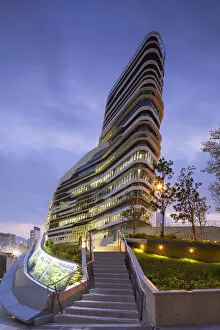 Images Dated 15th November 2018: Innovation Tower (designed by Zaha Hadid) of the Hong Kong Polytechnic University