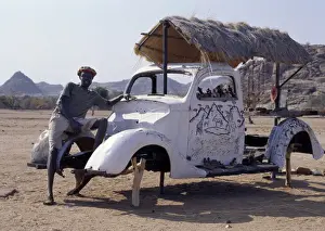 C Ulture Prints: An innovative roadside craft stall owned by an Herero man near Twyfelfontein
