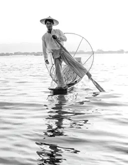 Shan State Prints: Intha leg-rowing fisherman, Inle Lake, Shan State, Myanmar