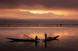 Intha Prints: Intha leg rowing fisherman at sunrise