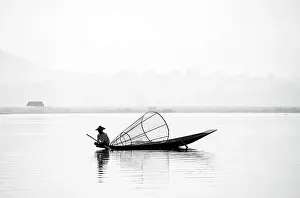 Shan State Prints: Intha leg rowing fishermen on Inle Lake, Myanmar