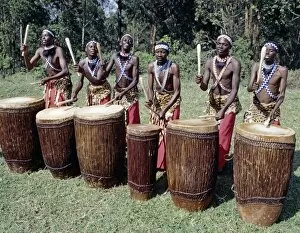 Indigenous People Collection: Intore drummer performs at Butare