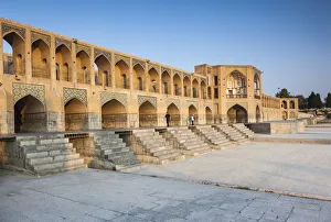Images Dated 31st May 2016: Iran, Central Iran, Esfahan, Khaju Bridge, dawn