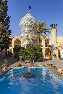 Iran, Central Iran, Shiraz, Imamzadeh-ye Ali Ebn-e Hamze, 19th century tomb of Emir Ali