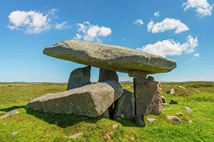 Ireland, Co. Donegal, Ardara, Kilclooney Dolmen
