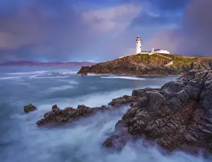 Ireland, Co. Donegal, Fanad, Fanad lighthouse at dusk
