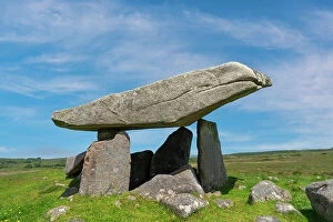 Images Dated 4th April 2023: Ireland, Co.Donegal, Ardara, Kilclooney Dolmen