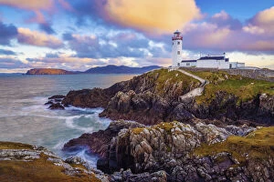 Images Dated 8th April 2021: Ireland, Co.Donegal, Fanad, Fanad lighthouse at dusk