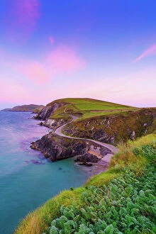 Images Dated 4th April 2023: Ireland, Co.Kerry, Dingle, Slea Head, Coumeenoole beach at dawn, (Ryans Daughter)