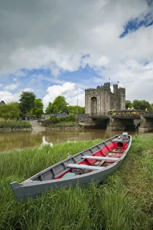 Ireland, County Clare, Bunratty, Bunratty Castle, 13th century