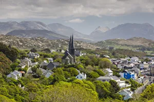 Images Dated 5th October 2016: Ireland, County Galway, Clifden, elevated town view