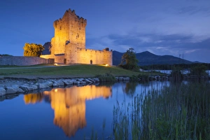 Ireland, County Kerry, Ring of Kerry, Killarney, Ross Castle, dusk
