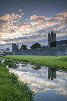 Ireland, County Tipperary, Fethard, town walls, dusk