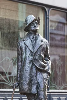 Writer Prints: Ireland, Dublin, James Joyce Statue, North Earl Street