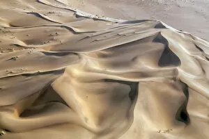Namib Desert Gallery: The irregular and peculiar shapes of the dunes of the Namib desert by the Atlantic
