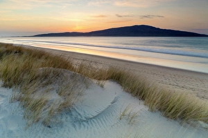 Luskentyre Prints: Island of Taransay at sunset from Traigh Rosamol