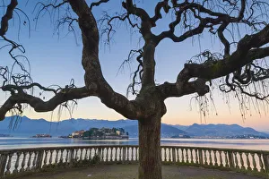 Isola bella seen from Stresas lake front. Lake Maggiore, Italy Isola bella seen from Stresas lake front. Lake Maggiore, Italy