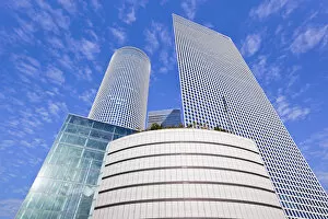 Israel, Tel Aviv, Azrieli Towers, largest business and commercial centre in the Middle