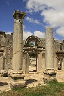 Images Dated 12th November 2009: Israel, Upper Galilee. The remains of the ancient Synagogue in Baram