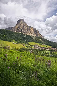 Images Dated 18th August 2021: Italia, Italy. Trentino-Alto Adige. Alto Adige, South Tyrol, Alpi, Dolomiti