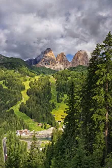 Images Dated 18th August 2021: Italia, Italy. Trentino-Alto Adige, Alpi, Dolomiti. Sellaronda. Trento district. Trentino