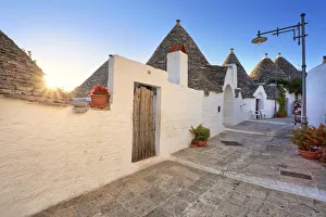 Images Dated 17th December 2012: Italy, Apulia, Bari district, Itria Valley. Alberobello. Trulli (typical houses)