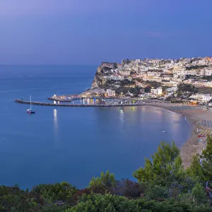 Italy, Apulia, Puglia. Foggia district, Gargano. Peschici