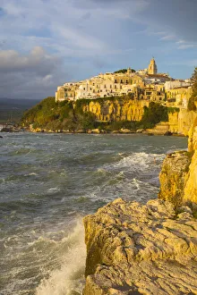 Images Dated 11th January 2019: Italy, Apulia (Puglia), Mediterranean sea, Adriatic sea, Adriatic Coast, Foggia district
